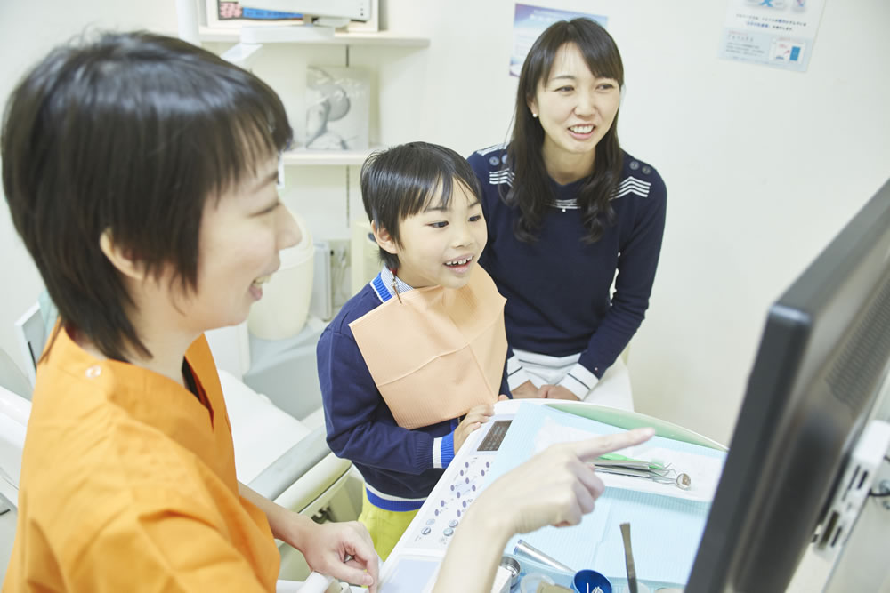 小さい子どもの顎骨